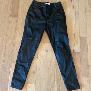 NWOT Kancan black coated skinny jeans